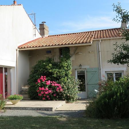 Bed and Breakfast L'Aubinoise Saint-Aubin-la-Plaine Exteriér fotografie