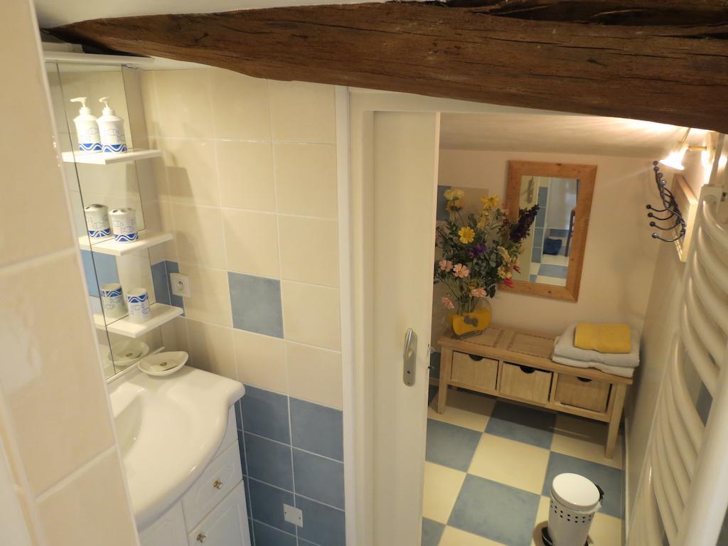 Bed and Breakfast L'Aubinoise Saint-Aubin-la-Plaine Pokoj fotografie