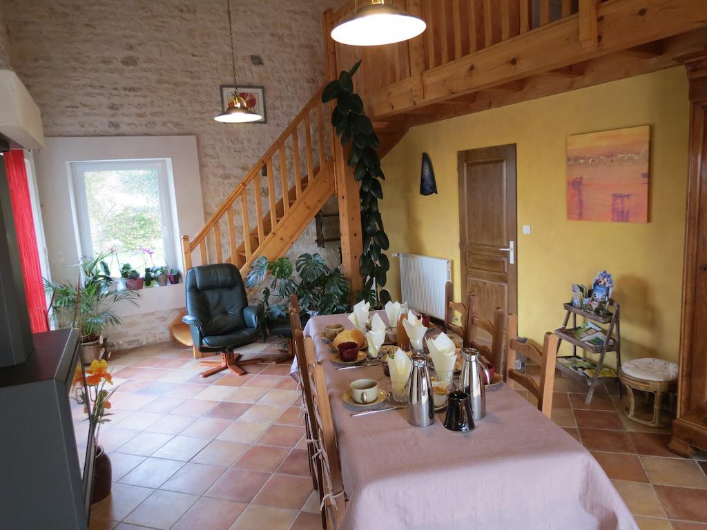 Bed and Breakfast L'Aubinoise Saint-Aubin-la-Plaine Exteriér fotografie