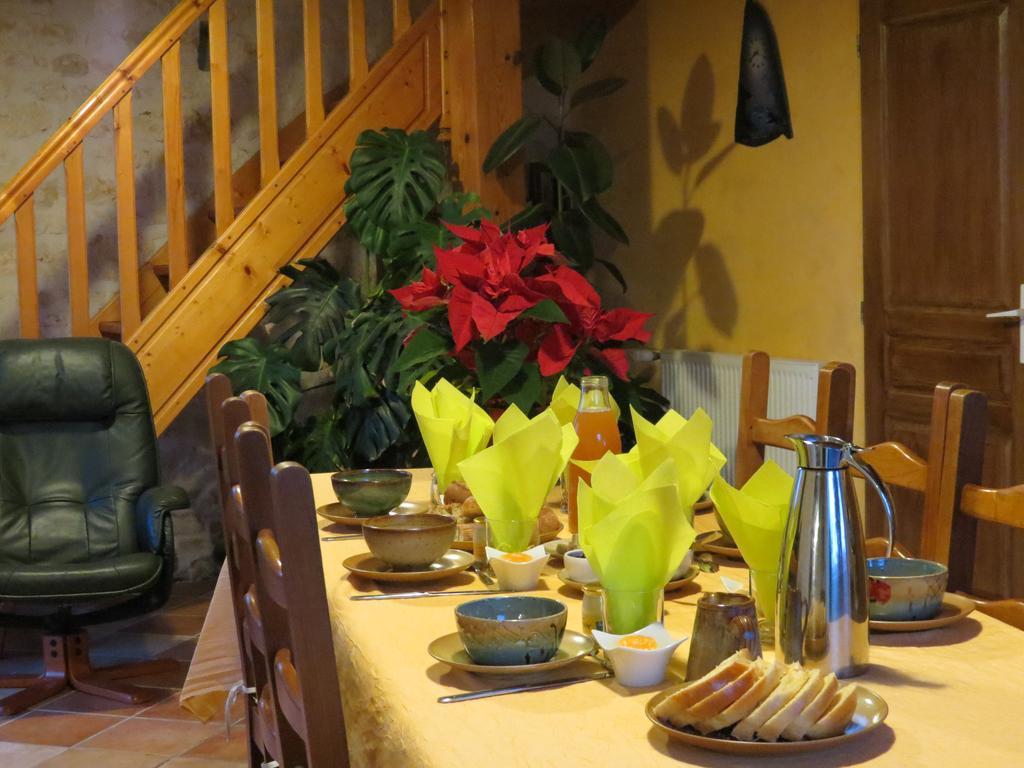 Bed and Breakfast L'Aubinoise Saint-Aubin-la-Plaine Exteriér fotografie